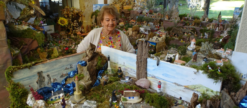 La crèche d'Annick Ladevèze , toujours la même merveille ! 