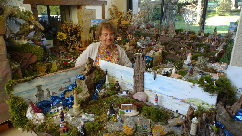 La crèche d'Annick Ladevèze , toujours la même merveille ! 