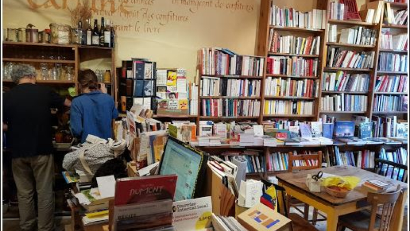 Un rendez-vous à la librairie tartinerie de Sarrant