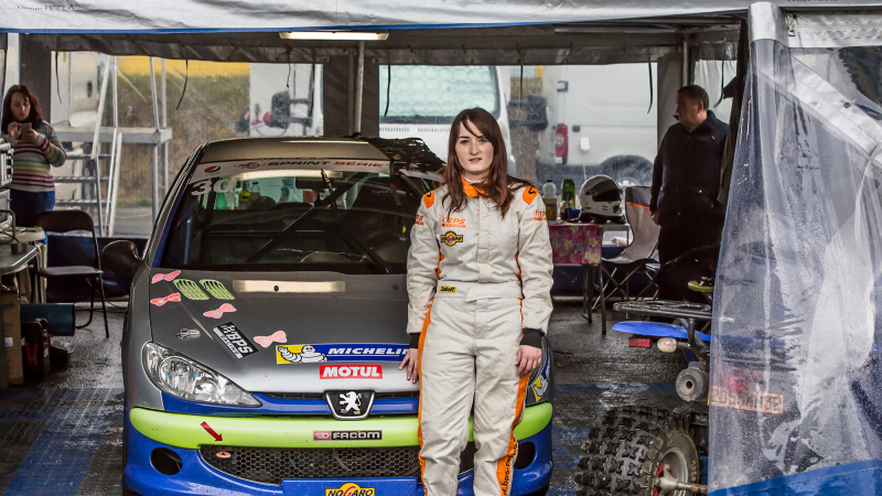 Nogaro – Sandra Thomas en course