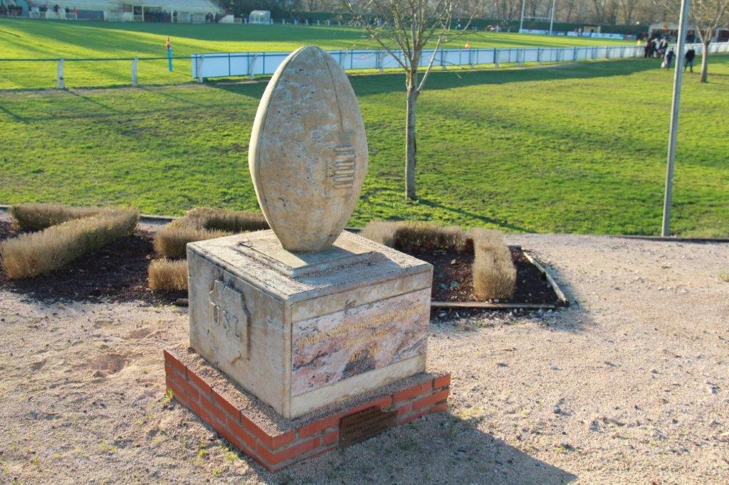 Stade Fernand Lapalu