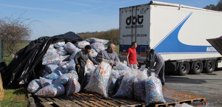 13 tonnes à charger