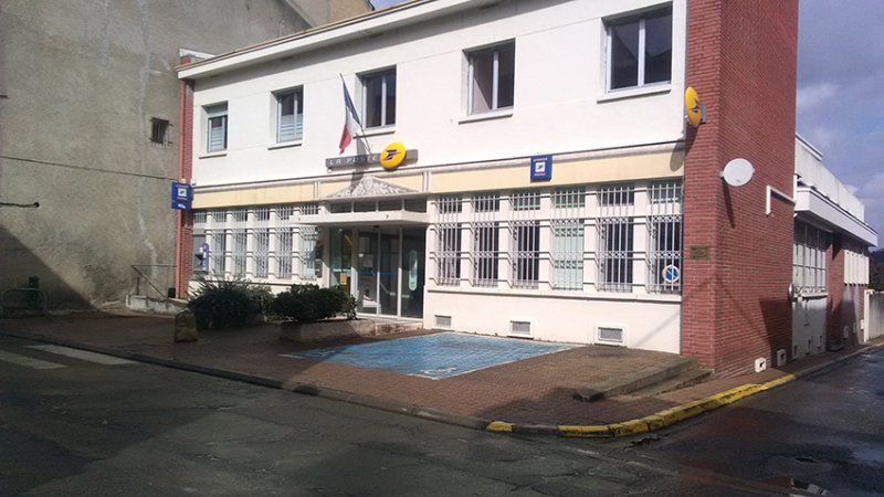 Alerte au colis piégé