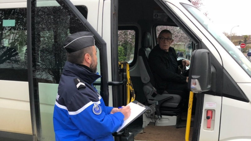 180 bus scolaires contrôlés et 230 non port de la ceinture de sécurité