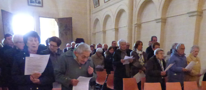 la messe dominicale à la Chapelle