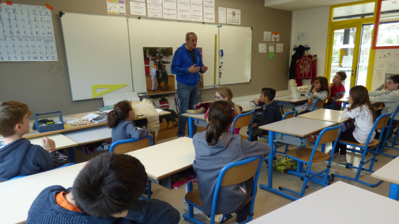 La course landaise à l'école élémentaire de Marciac