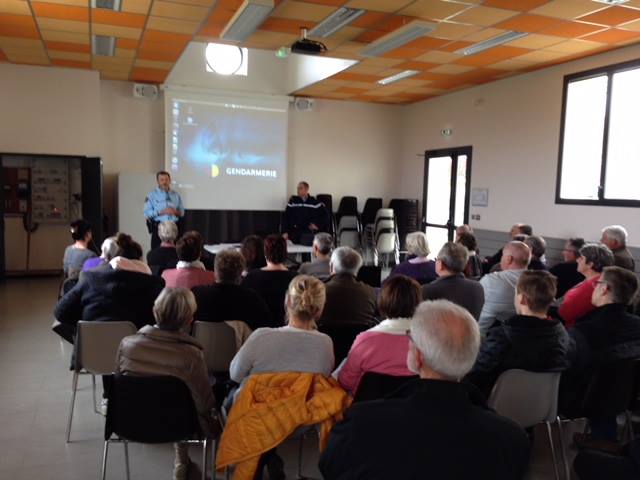 photo gendarmerie gers