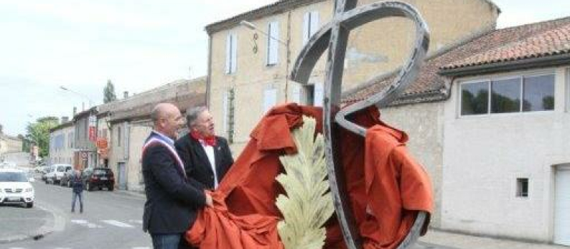 La sculpture du trophée de la Palme d'or inaugurée