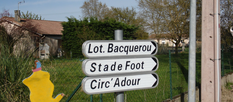 Dans le village de Jû-Belloc