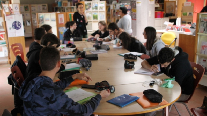 Venue d'une mangaka au CDI de Beaulieu