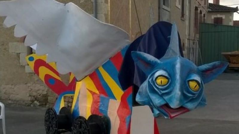 Comité des fêtes : défilé burlesque