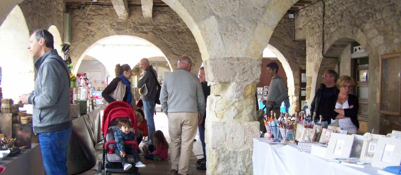 Premier marché artisanal et gourmand sous le soleil de Saint-Clar