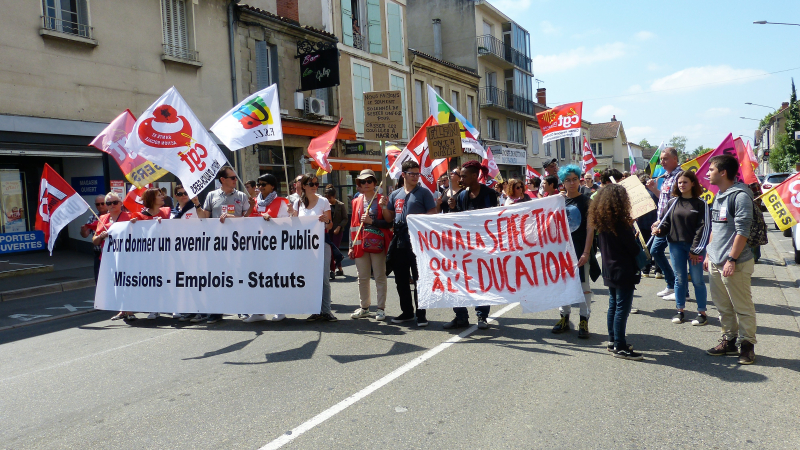 Auch : manifestation unitaire des fonctionnaires