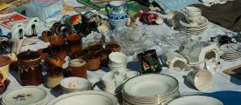 Vide - grenier de l'A.V.P E