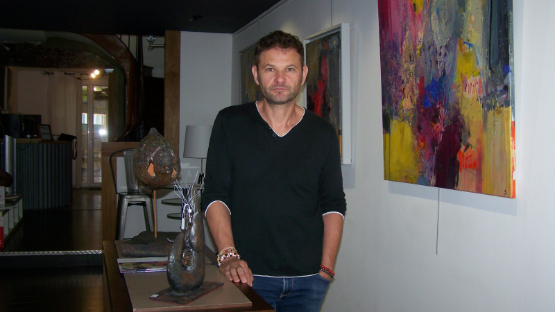 The Save Arts Gallery : une galerie d'art associative crée par deux passionnés de culture artistique Christian Pasa et Angélique Mauran.