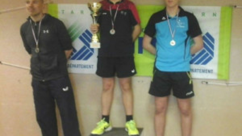 Thibault Doucet va au championnat de France de Tennis de table
