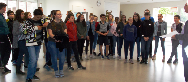 Rencontre entre les professionnels de la Cité Saint Joseph et les quatrièmes du Collège Pasteur