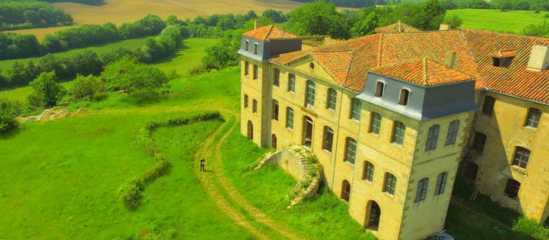 Un château neuf pour le peuple