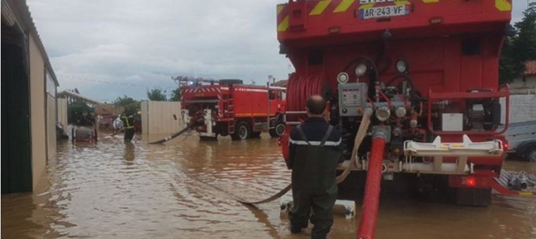 pompiers inondations.JPG