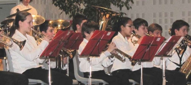 les-41-jeunes-musiciens-seront-au-pole-de-cazaubon-vendredi-a-21-heures.jpg