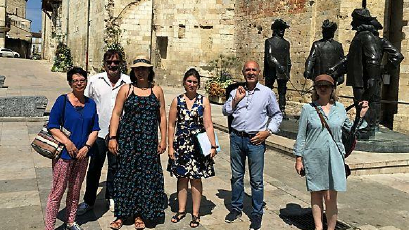 Collectivités et services de l’État améliorent et sécurisent l’accueil des marcheurs sur le chemin de St Jacques, patrimoine mondial de l’UNESCO