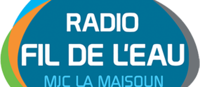 Radio fil de l'eau initie les jeunes au micro