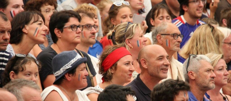 Ambiance torride dans la fan zone