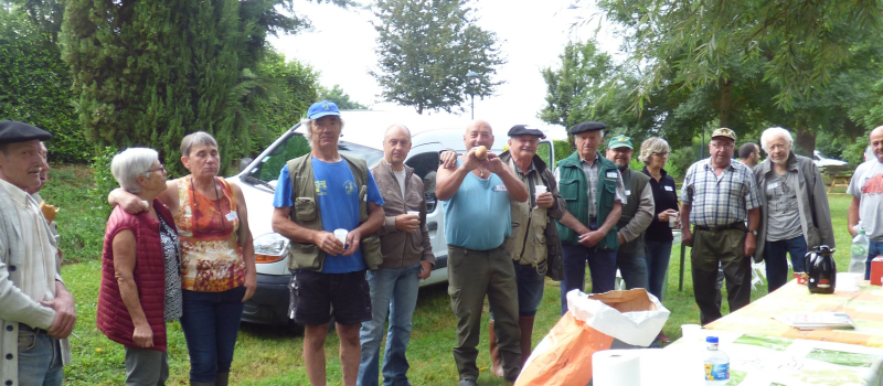 Le  concours de pêche de la fête