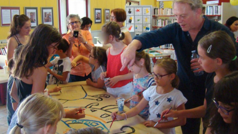 Le jeune public apprécie la médiathèque