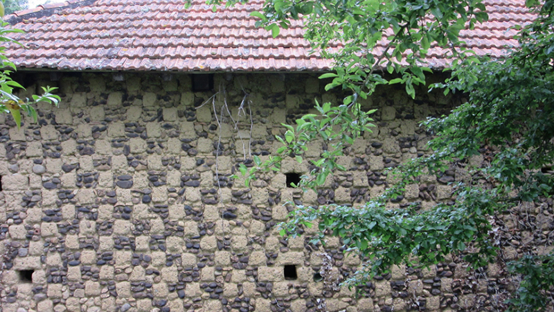 Le mystère des murs à damiers résolu