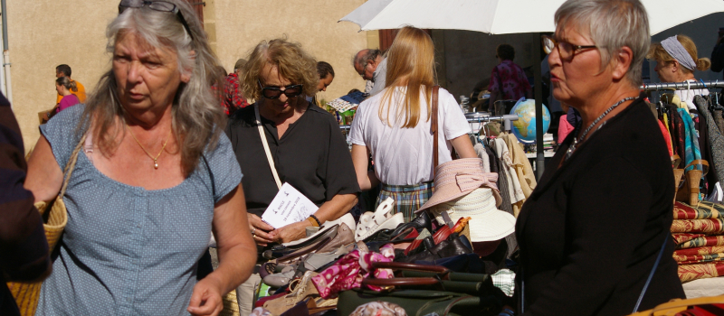 Le vide-grenier foire à tout de Beaumarchès 