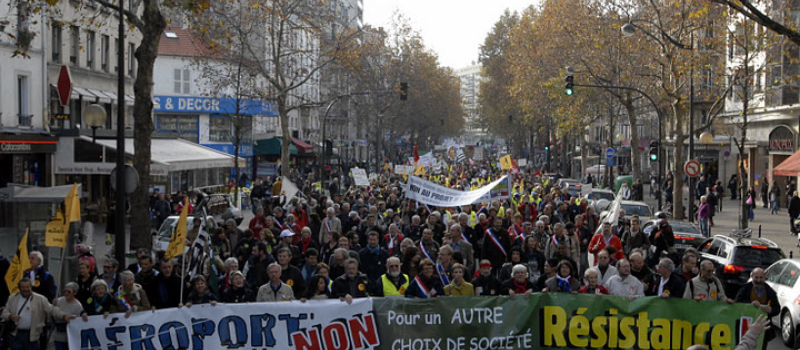 Rencontre-débat autour du livre « Résister aux grands projets inutiles et imposés »
