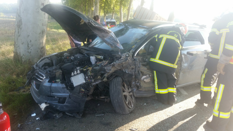 Spectaculaire collision Poids-lourd / VL