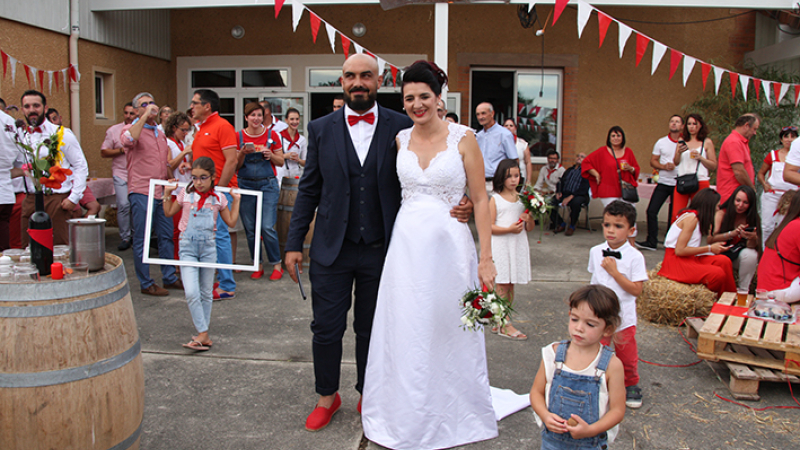 Ambiance fiesta pour un mariage très local