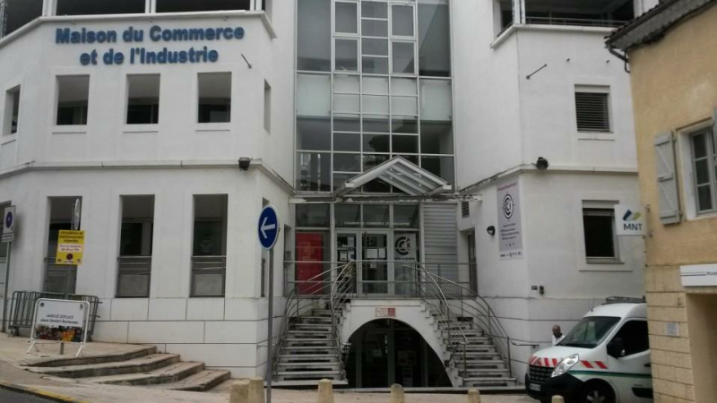 Fermeture au public des services de la CCI tous les mercredis