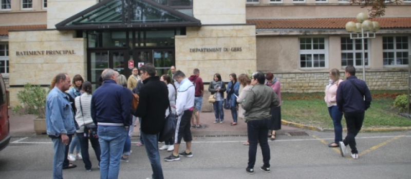 Les grévistes du CHS à la rencontre des élus départementaux
