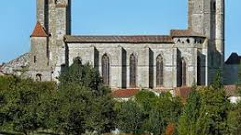 Archéologie, Architecture,et musique.