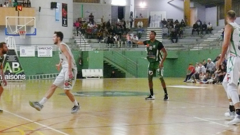 Basket : Valence-Condom renoue avec la victoire
