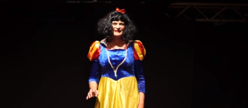 "Blanche Neige règle ses contes" au Festival Bizarre