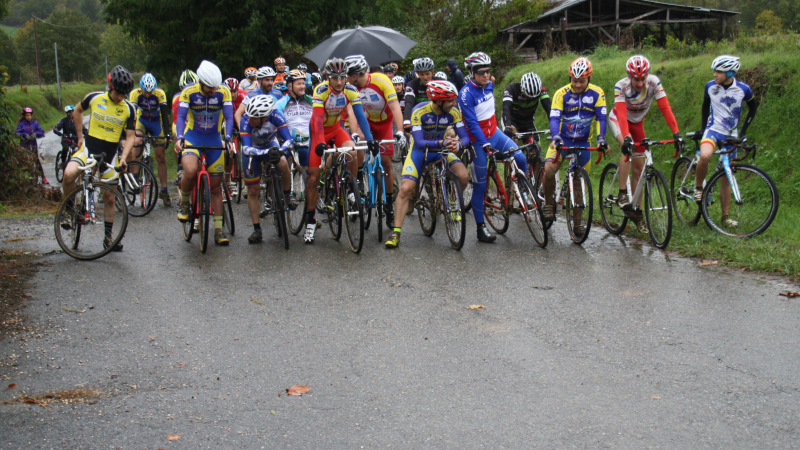CYCLO- CROSSMAN ET VETETISTES