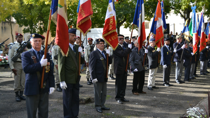 Le lieutenant-colonel Vezin élevé au grade de Chevalier de la Légion d’honneur