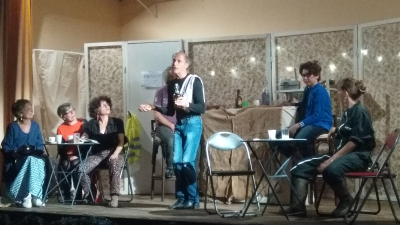 Théâtre : Un bar bien de chez nous!