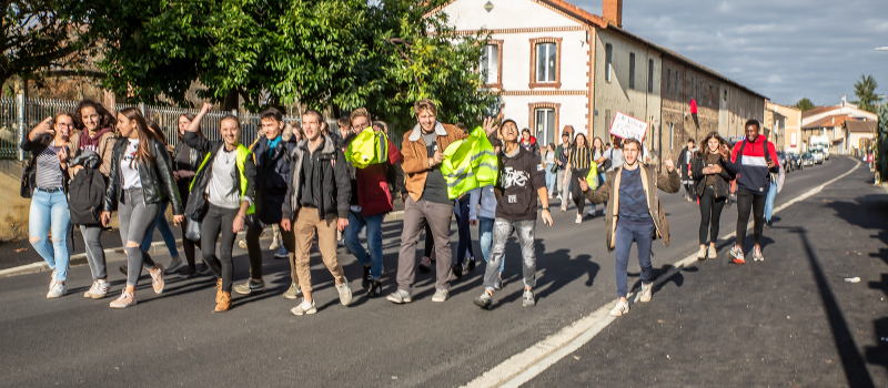 Manifestation de lycéens dans le calme à Nogaro  