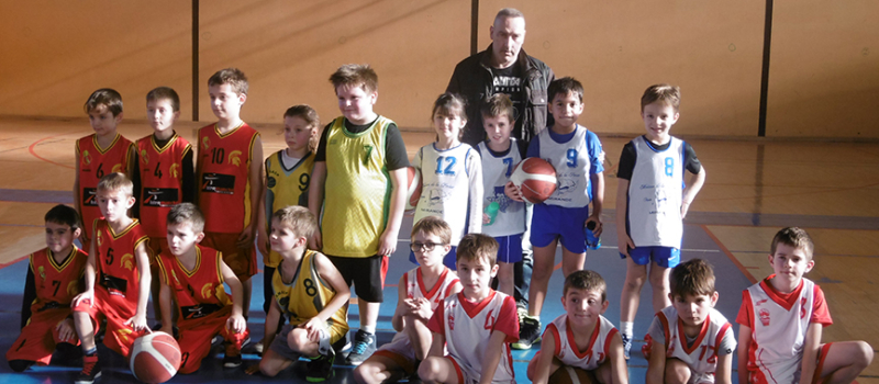 BASKET  Tournoi des mini-poussins organisé par le BCM