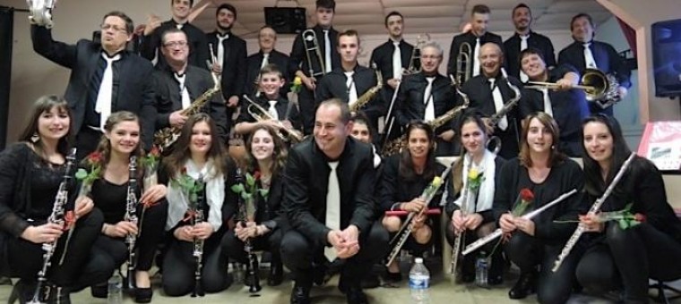 Les instrumentistes de l'école de musique avec quelques anciens - Photo Janvier 2018.jpg