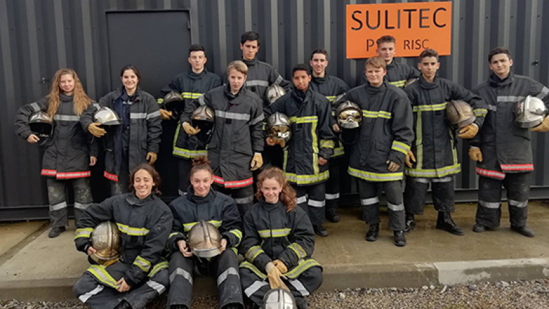 Des collégiens découvrent les secours d'urgence