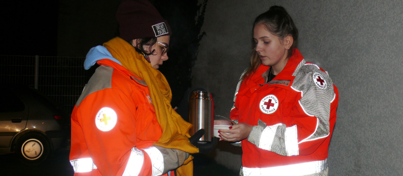 Catherine Séguin, Préfète du Gers, est allée visiter l'hébergement d'urgence et a participé à une maraude avec la Croix Rouge
