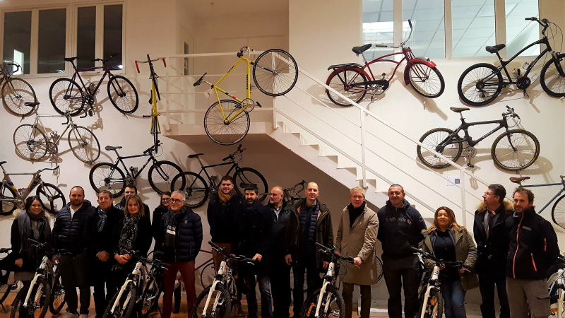 Au boulot, à vélo !