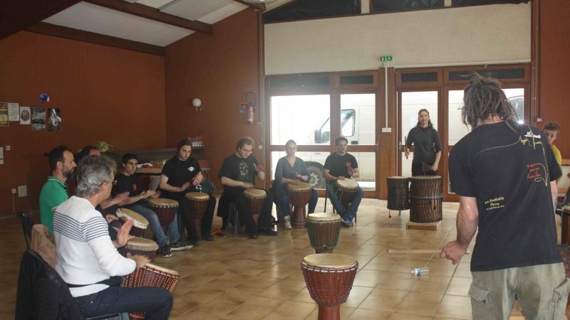 La Halle: stage de percussions