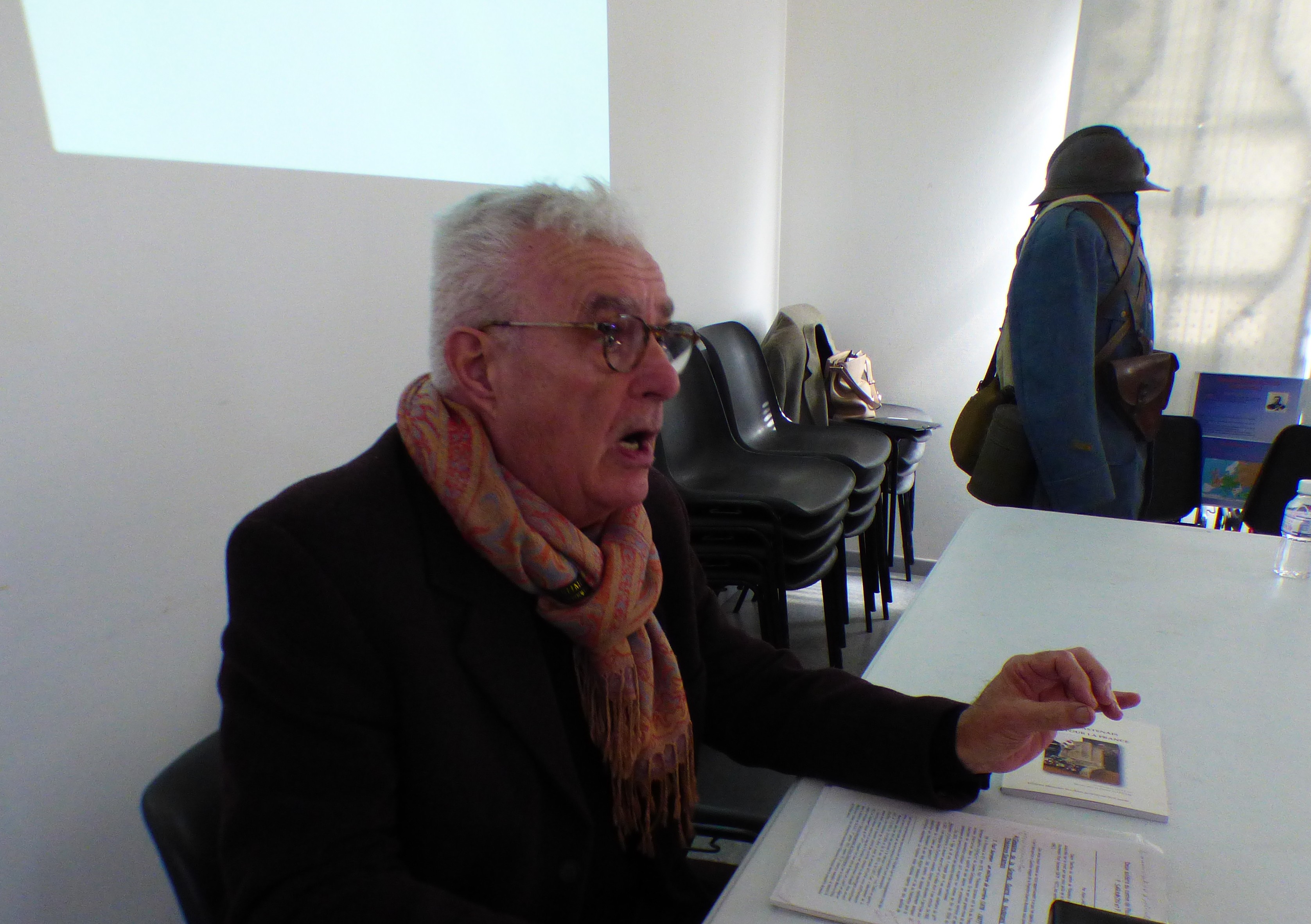 le conférencier Alain Lagors